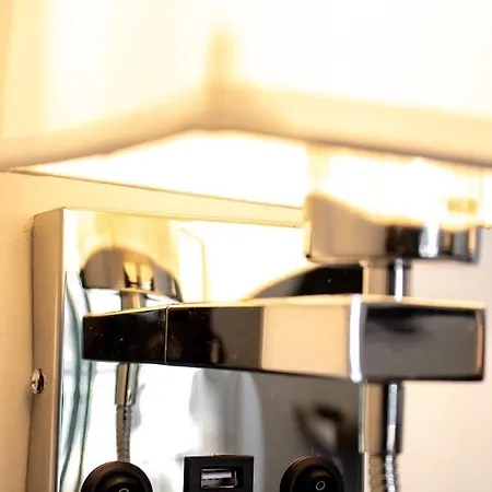 1531 Jackson 3* 스칼레아