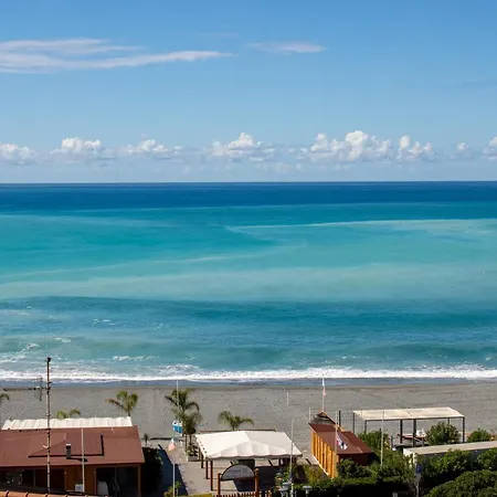 B&B 1531 Jackson 스칼레아