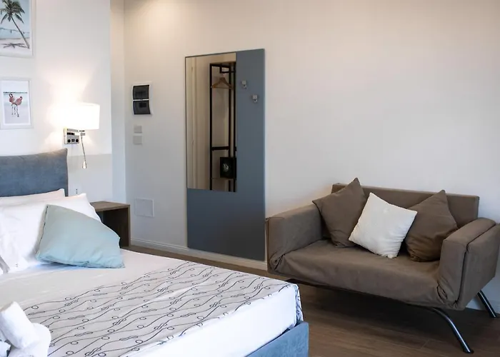 1531 Jackson 3* 스칼레아